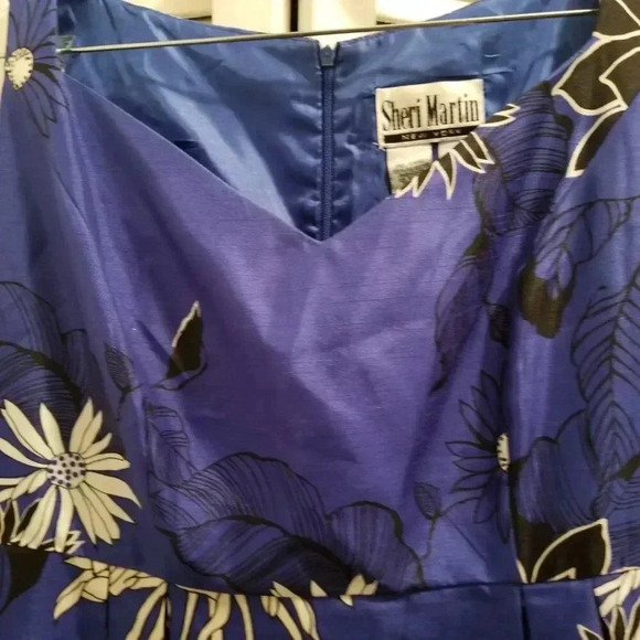 Sheri Martin Blue Empire Waist Sleeveless Shift Flowered Dress Sz 14 - Picture 2 of 5